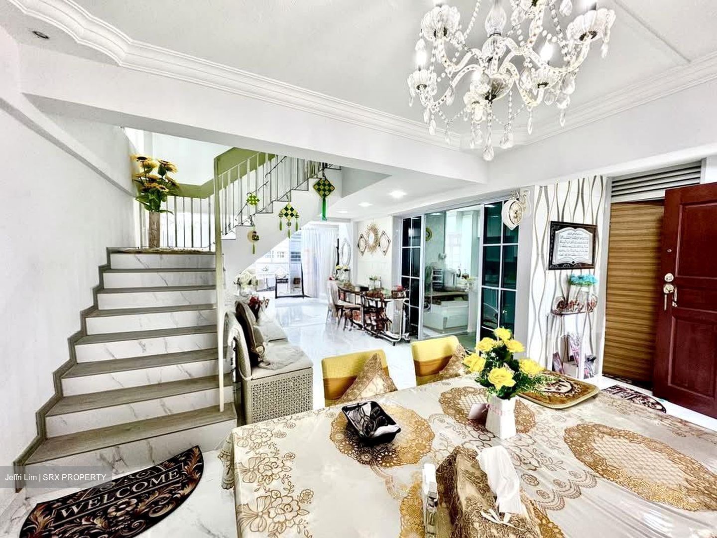 Blk 337 Jurong East Avenue 1 (Jurong East), HDB Executive #600085801